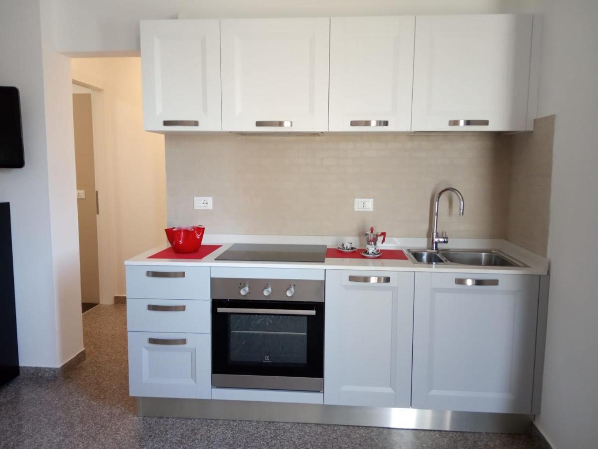 Red Tower Venice Apartment - 2 Mins From Vce Airport- Free Wifi Tessera Εξωτερικό φωτογραφία